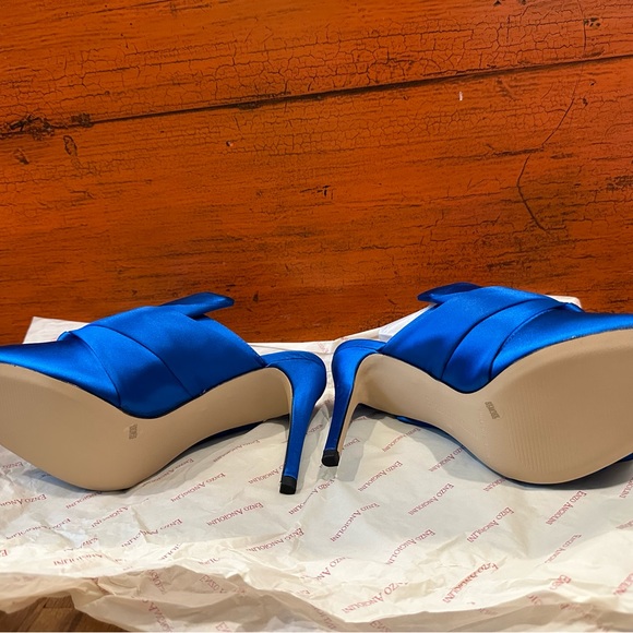 NEW Enzo Angioloni Blue Satin With Pearl & Crystal Open Toe Stiletto. - Picture 8 of 8
